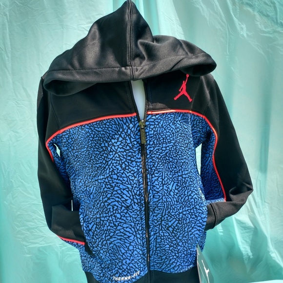 NWT Nike Therma Fit Air Jordan Boys Jacket - Picture 1 of 8